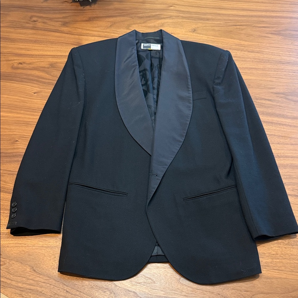 Classic WilliWear Black Men's Tuxedo Blazer